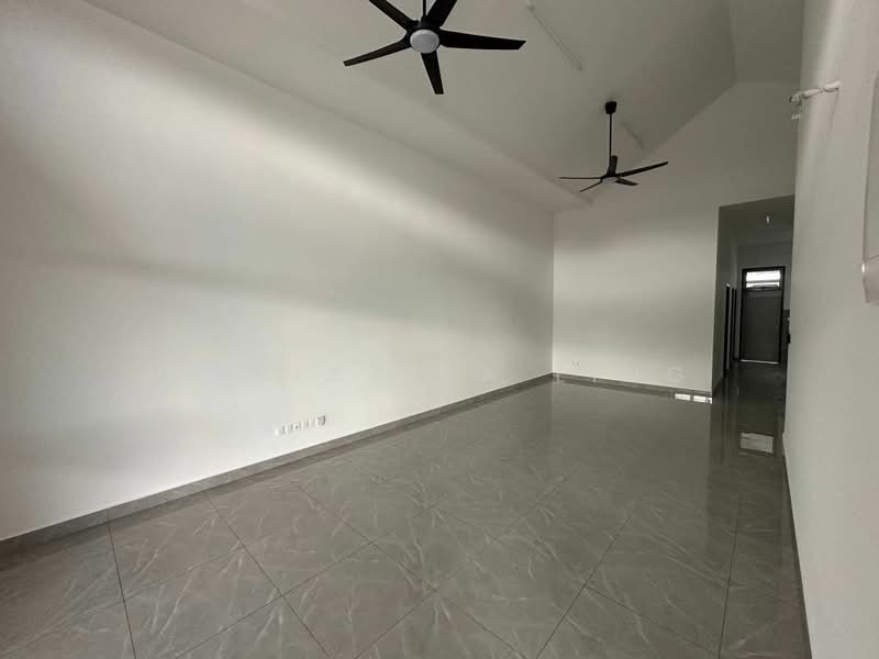 1-storey Terraced House for Rent in Johor Bahru (Johor) - Christina Ling - Living Room - PropertyGuru.com.my