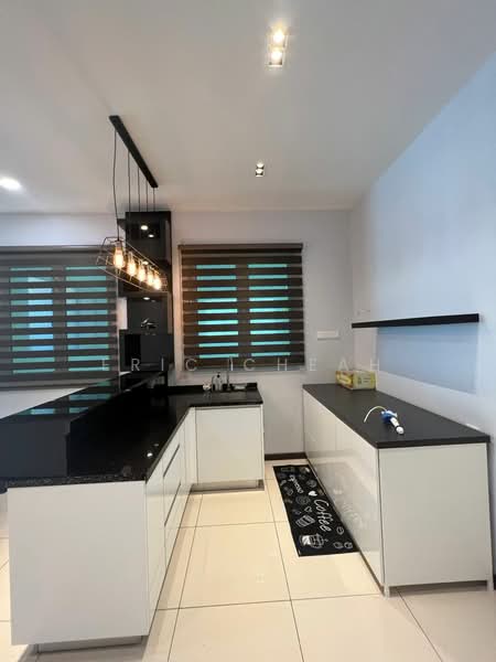 Condominium for Rent at The Clovers - Eric Cheah - Kitchen - PropertyGuru.com.my