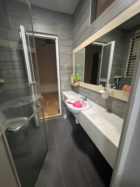 Condominium for Sale at Armanee - Ryan Tee - Bathroom - PropertyGuru.com.my