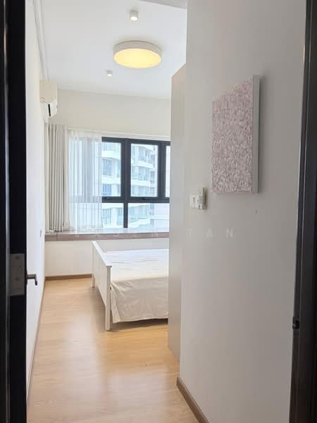 Bay Point @ Country Garden Danga Bay untuk Untuk Dijual - RM 480,000, Mac 2026 - Bedroom - PropertyGuru.com.my