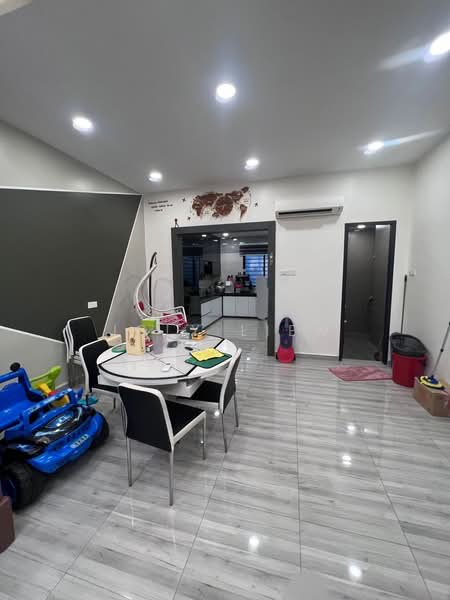 3-storey Terraced House for Sale in Taman Juara Jaya (Cheras) - Joly Liew - Living Room - PropertyGuru.com.my