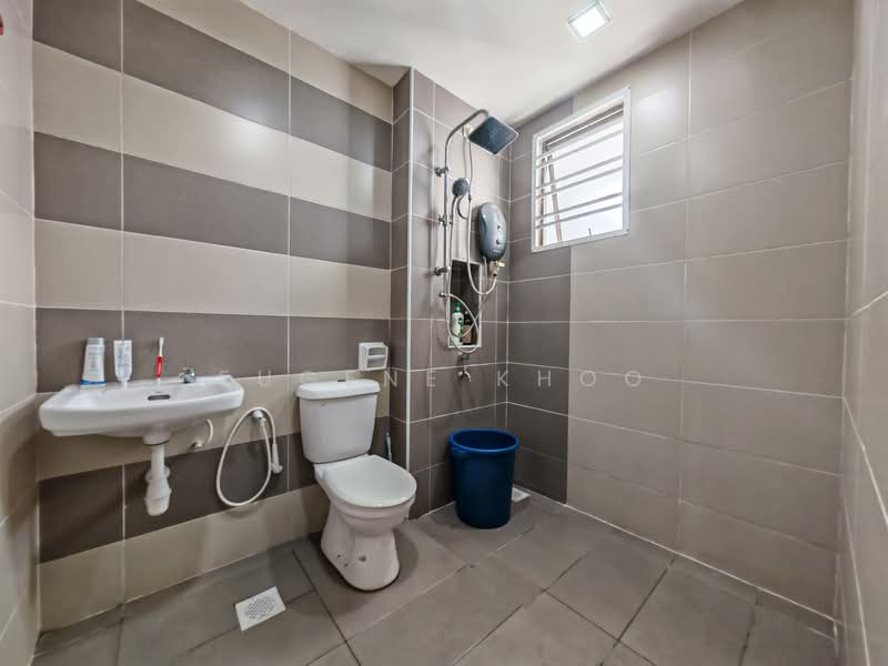 2-storey Terraced House for Sale in Bandar Tiram (Ulu Tiram) - Eugene Khoo - Bathroom - PropertyGuru.com.my