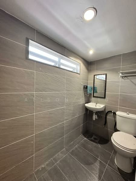 Bandar Menjalara 62B, 16x55sf, Fully Reno, Freehold untuk Untuk Dijual - RM 700,000, Mac 2026 - Bathroom - PropertyGuru.com.my