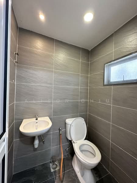 Bandar Menjalara 62B, 16x55sf, Fully Reno, Freehold untuk Untuk Dijual - RM 700,000, Mac 2026 - Bathroom - PropertyGuru.com.my