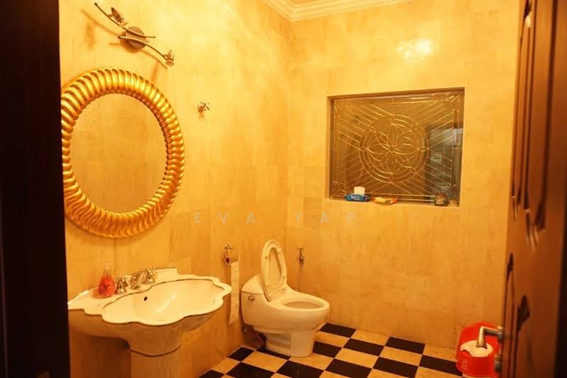 Bungalow for Sale in Country Heights (Kajang) - Eva Yap - Bathroom - PropertyGuru.com.my