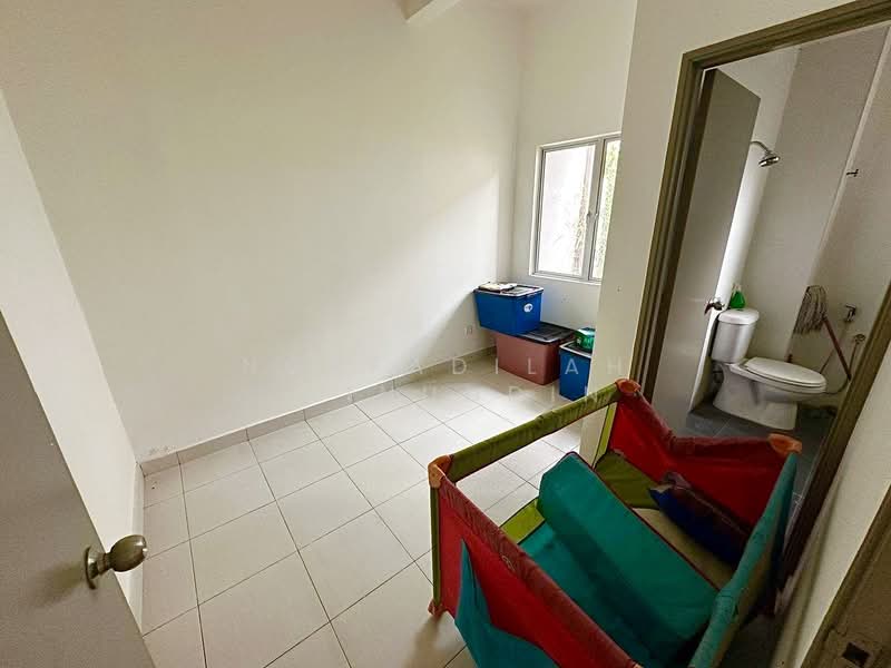 Terraced House for Sale in Aman Putri (Sungai Buloh) - NORFADILAH ZAINUDDIN - Bathroom - PropertyGuru.com.my