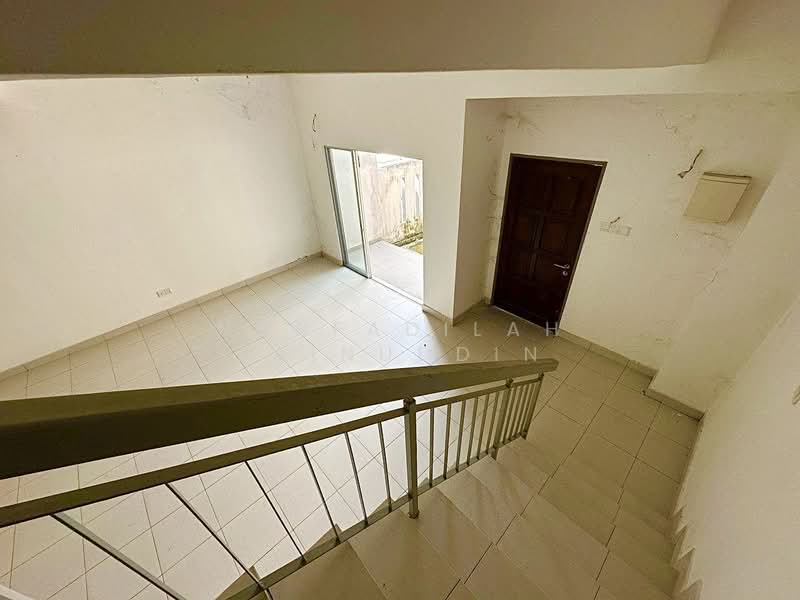 Terraced House for Sale in Aman Putri (Sungai Buloh) - NORFADILAH ZAINUDDIN - Entrance - PropertyGuru.com.my