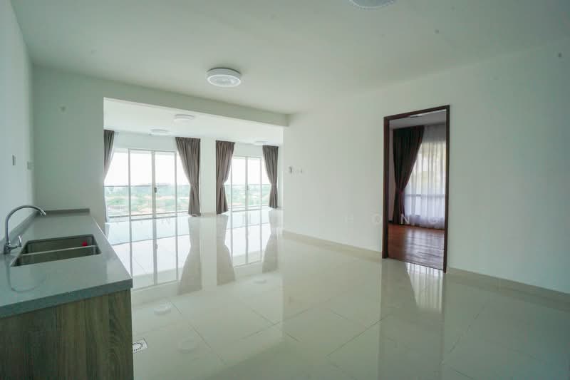 Condominium for Sale at The Bay Residences - Vincent Chong - Dining Hall - PropertyGuru.com.my