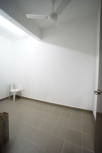 Condominium for Sale at The Bay Residences - Vincent Chong - Maid Room - PropertyGuru.com.my