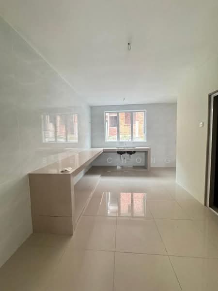 Taman Sri Perkasa untuk Untuk Dijual - RM 470,000, Mac 2026 - Kitchen - PropertyGuru.com.my