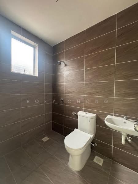 Taman Sri Perkasa untuk Untuk Dijual - RM 470,000, Mac 2026 - Bathroom - PropertyGuru.com.my