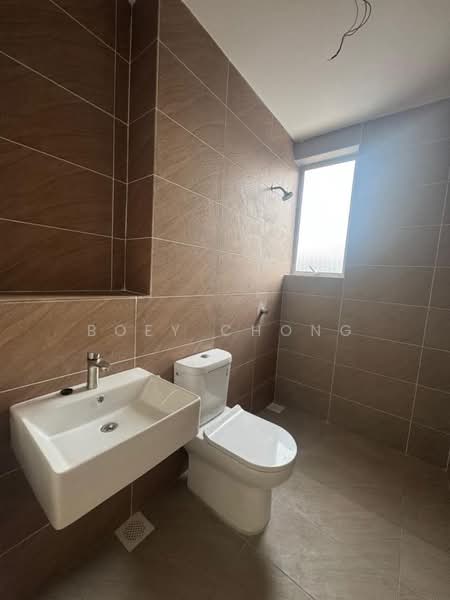 Taman Sri Perkasa untuk Untuk Dijual - RM 470,000, Mac 2026 - Bathroom - PropertyGuru.com.my