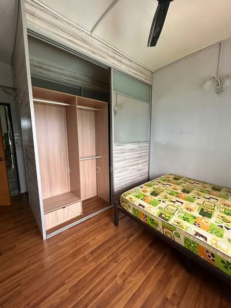Apartment for Sale at Sri Ledang - Aaron Ong - Bedroom - PropertyGuru.com.my