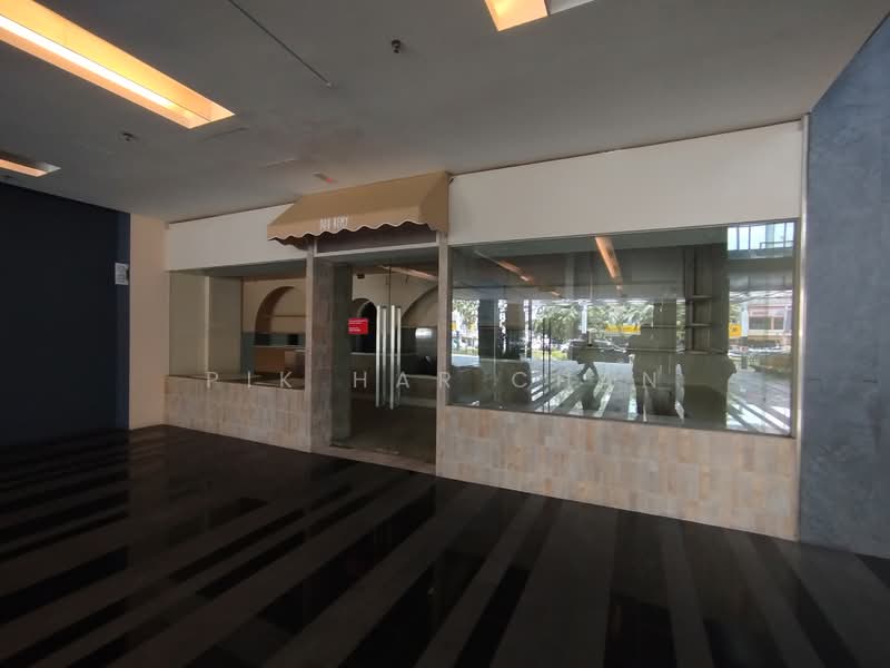 Retail Space for Rent in Petaling Jaya (Selangor) - Pik Har Chan - Entrance - PropertyGuru.com.my