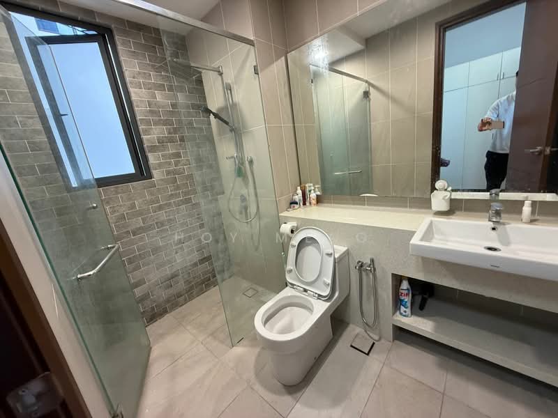 Queens Residences Q2 @ Queens Waterfront untuk Untuk Disewa - RM 5,000 /bulan, Mac 2026 - Bathroom - PropertyGuru.com.my
