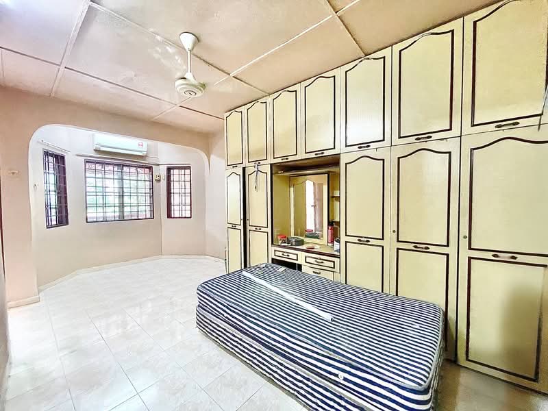 2-storey Terraced House for Sale in Seksyen 25 (Shah Alam) - Mahafiz . - PropertyGuru.com.my