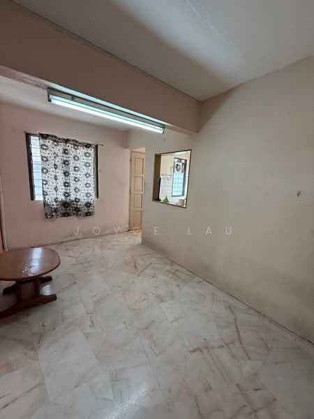 2-storey Terraced House for Sale in Ipoh (Perak) - Joyce Lau - Living Room - PropertyGuru.com.my