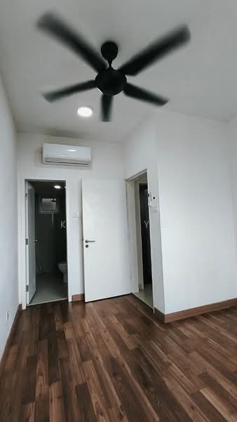 Service Residence for Sale at Sentul Point - Kean Yu - Bathroom - PropertyGuru.com.my