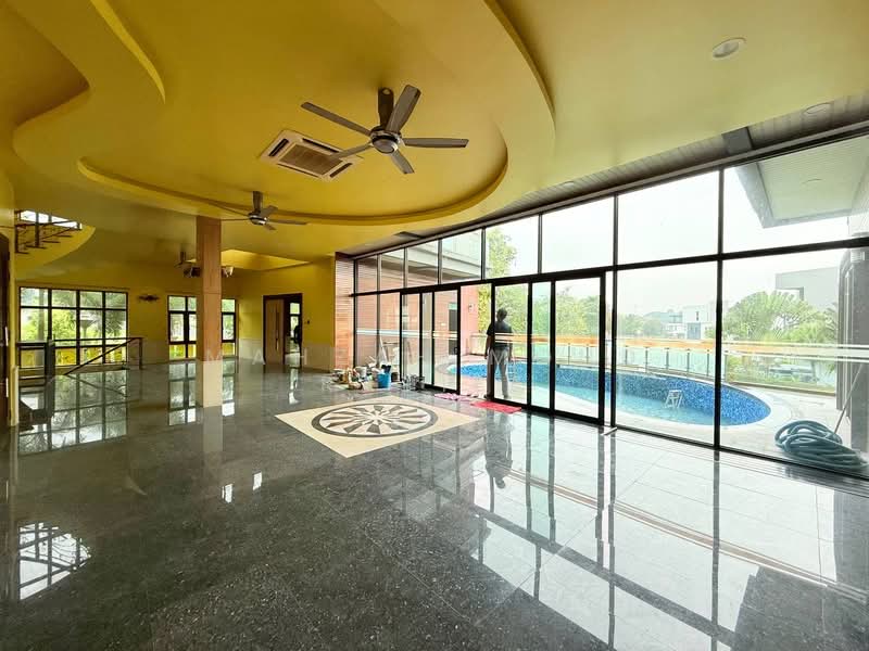 Bungalow for Sale in Seri Kembangan (Selangor) - Mahzah Mohd Rapiee - Living Room - PropertyGuru.com.my