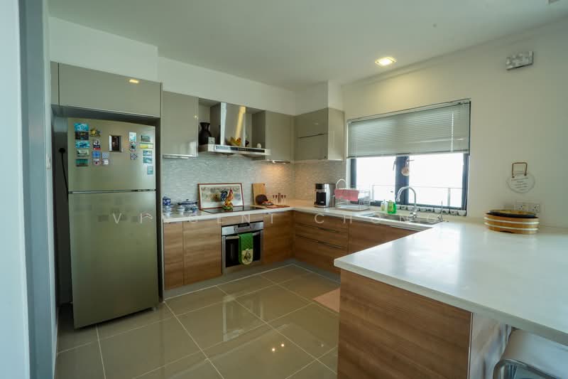 Condominium for Sale at The Peak Vista - Vincent Chong - Kitchen - PropertyGuru.com.my