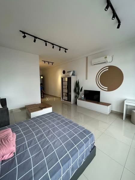Servis Apartment untuk Dijual di Twin Tower Residence - Xin Yi - Bedroom - PropertyGuru.com.my