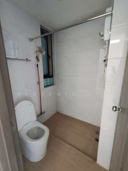 Country Garden Central Park untuk Untuk Disewa - RM 1,800 /bulan, Mac 2026 - Bathroom - PropertyGuru.com.my