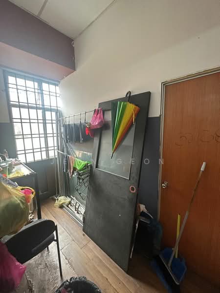 Shop for Sale in Taman Bintang Utama (Senai) - Jeon Geon - Interior - PropertyGuru.com.my