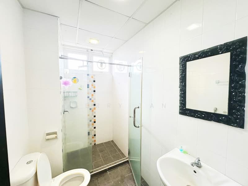 Condominium for Rent at Bayswater Resort Condominium - Jerry Tan - Bathroom - PropertyGuru.com.my