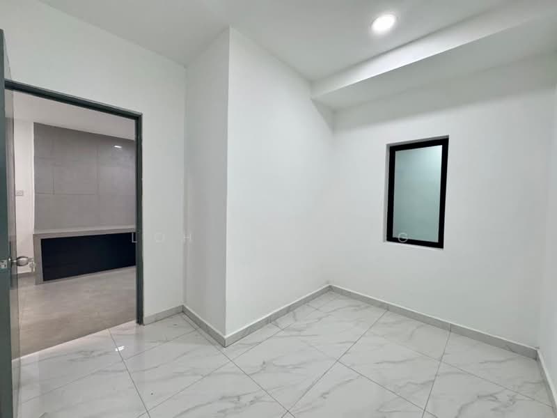 2-storey Terraced House for Sale in Bandar Baru Permas Jaya (Permas Jaya) - Loh Lee Peng - PropertyGuru.com.my