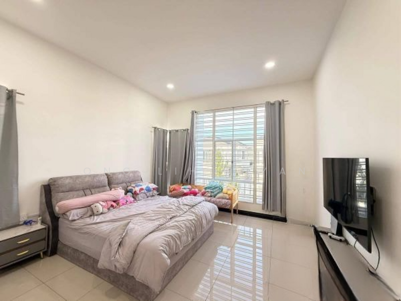 Cluster House for Sale in Setia Tropika (Johor Bahru) - Ong Lih Shyan - Bedroom - PropertyGuru.com.my