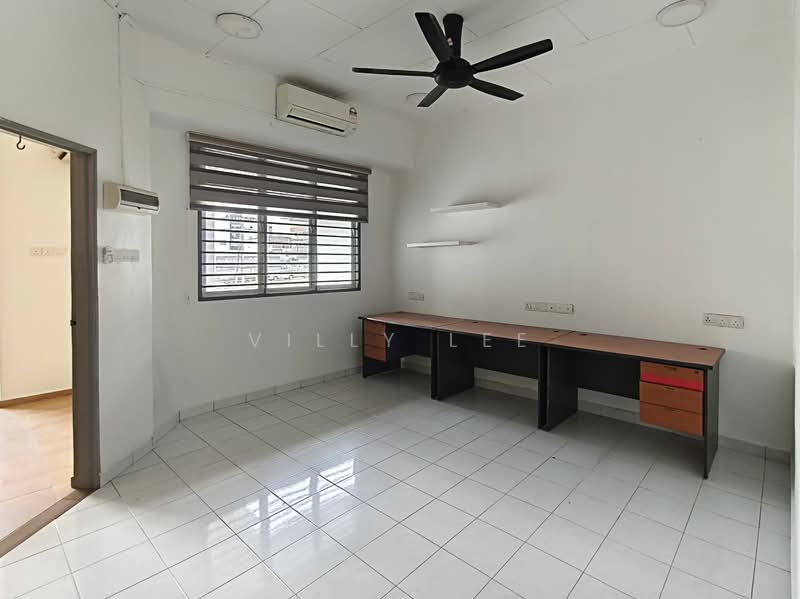 2-storey Terraced House for Rent in Taman Johor Jaya (Johor Bahru) - Villy Lee - Study - PropertyGuru.com.my
