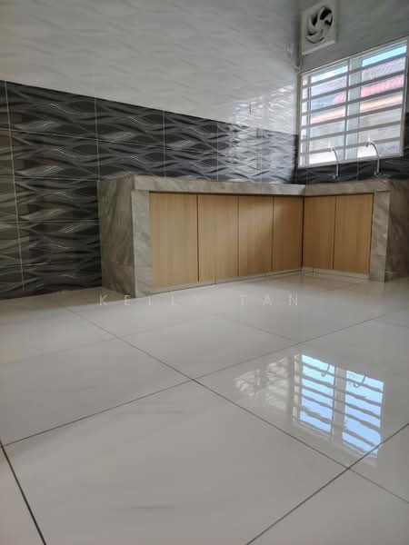 1-storey Terraced House for Sale in Taman Shatin Baru (Ipoh) - Kelly Tan - Kitchen - PropertyGuru.com.my