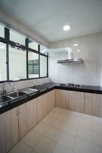 Condominium for Rent at The Peak Vista - Vincent Chong - Kitchen - PropertyGuru.com.my