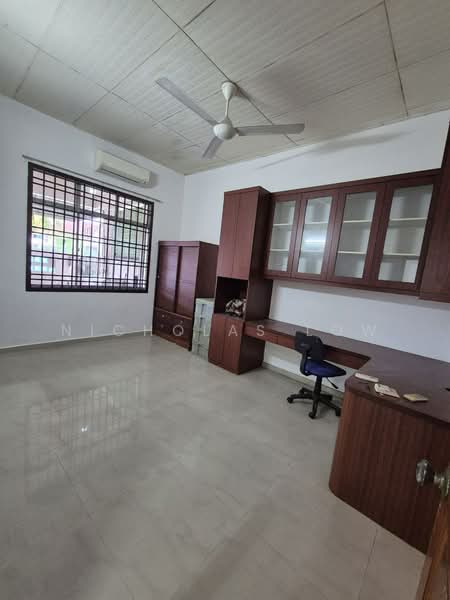 1-storey Terraced House for Rent in Taman Nusa Bestari 2 (Iskandar Puteri (Nusajaya)) - Nicholas Low - Study - PropertyGuru.com.my