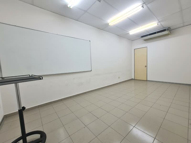 Kedai / Pejabat untuk Disewa di Taman Segar Perdana (Cheras) - Ken Lew - Interior - PropertyGuru.com.my