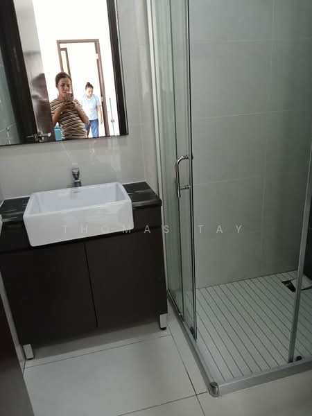 Condominium for Rent at Royal Strand @ Country Garden Danga Bay - Thomas Tay - Bathroom - PropertyGuru.com.my