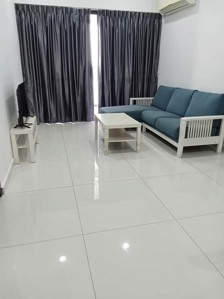 Condominium for Rent at Royal Strand @ Country Garden Danga Bay - Thomas Tay - Living Room - PropertyGuru.com.my