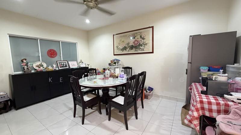 Rumah Teres 2-Tingkat untuk Dijual di Kemuning Utama (Shah Alam) - Anjoe Tang - Dining Room - PropertyGuru.com.my