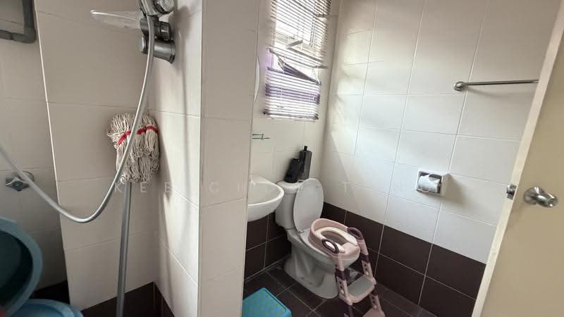 Rumah Teres 2-Tingkat untuk Dijual di Kemuning Utama (Shah Alam) - Anjoe Tang - Bathroom - PropertyGuru.com.my