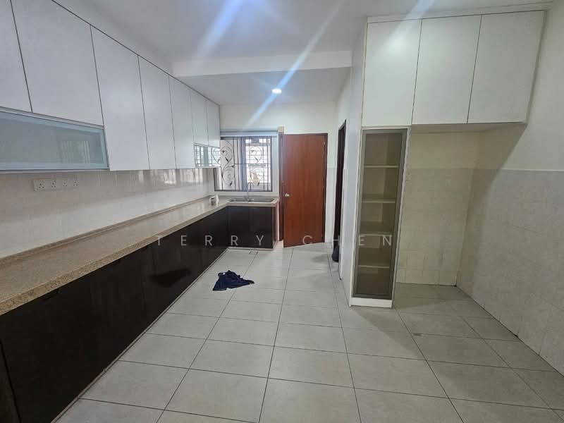 Rumah Teres 2.5-Tingkat untuk Dijual di Seri Kembangan (Selangor) - Terry Chen - PropertyGuru.com.my