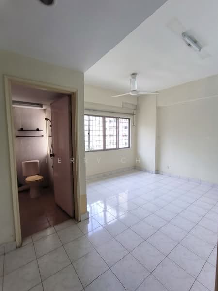 Rumah Teres 2.5-Tingkat untuk Dijual di Seri Kembangan (Selangor) - Terry Chen - PropertyGuru.com.my