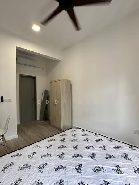 Lakefront Residence untuk Untuk Disewa - RM 2,600 /bulan, Mac 2026 - Bedroom - PropertyGuru.com.my