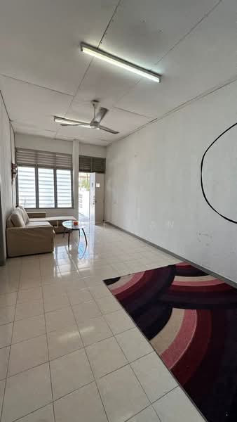 Ipoh Garden untuk Untuk Disewa - RM 1,000 /bulan, Mac 2026 - Living Room - PropertyGuru.com.my