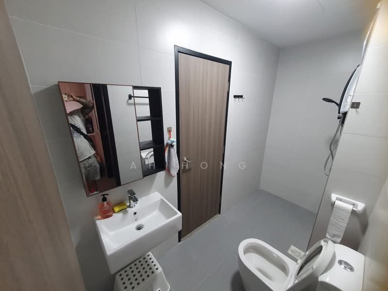 Servis Apartment untuk Disewa di TRELLIS RESIDENCES - Ah Hong - Bathroom - PropertyGuru.com.my