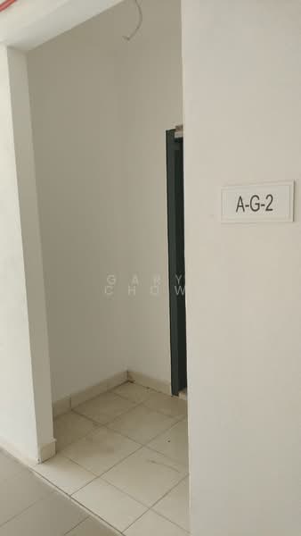 Pangsapuri untuk Dijual di Adenia - Gary Chow - Entrance - PropertyGuru.com.my