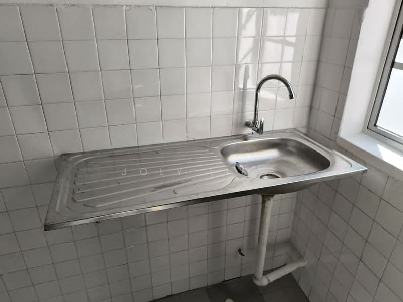 Taman Cheras mas untuk Untuk Dijual - RM 600,000, Mac 2026 - Kitchen - PropertyGuru.com.my