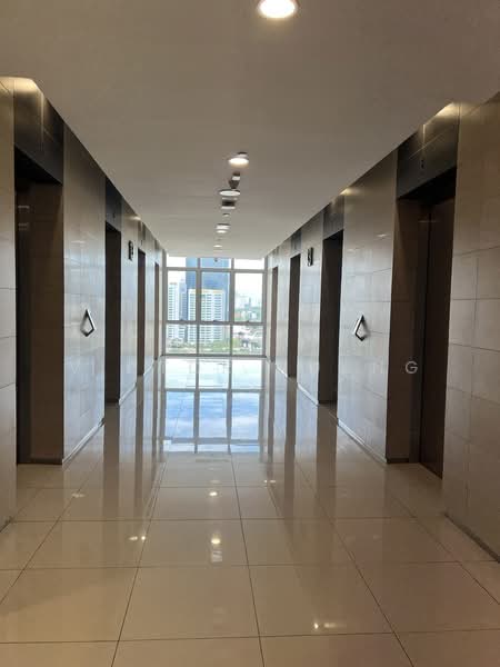 Office for Sale in KL Eco City (Kuala Lumpur) - Victor Huang - Lift lobby - PropertyGuru.com.my