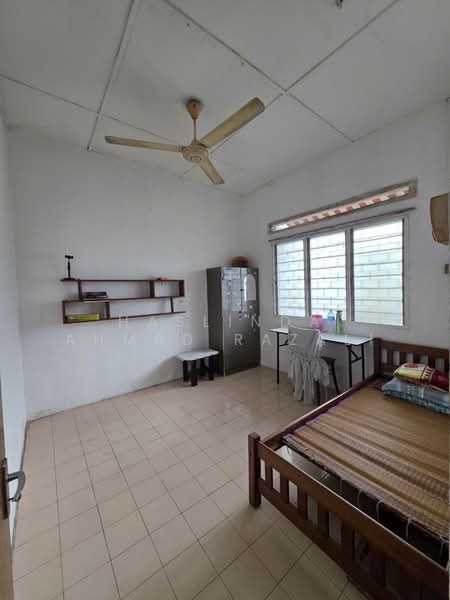 Taman Dusun Jaya Semenyih untuk Untuk Dijual - RM 299,000, Mac 2026 - Bedroom - PropertyGuru.com.my