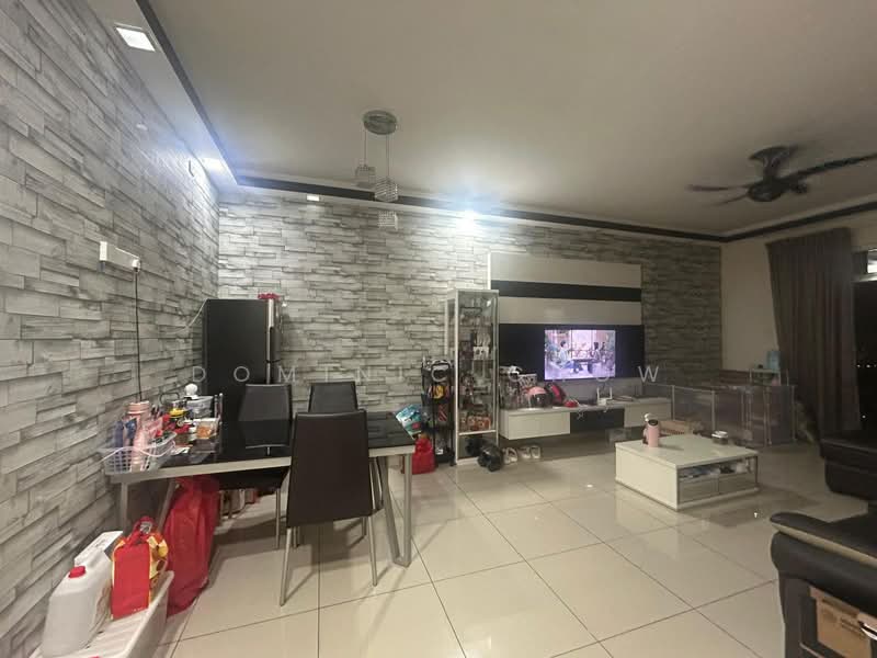 M Condominium @ Larkin untuk Untuk Disewa - RM 2,500 /bulan, Mac 2026 - Living Room - PropertyGuru.com.my