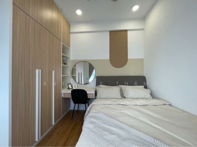 Service Residence for Sale at Summer Suites - Residensi Bukit Meldrum - Anthony Tham - Bedroom - PropertyGuru.com.my